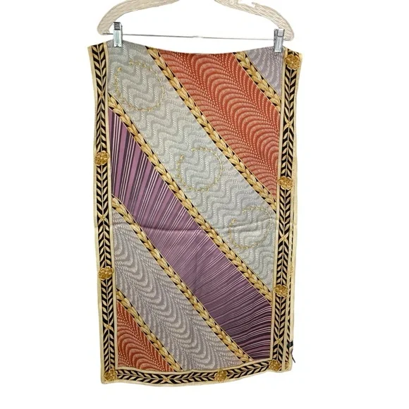 The Met Silk Scarf OS - Picture 8 of 13